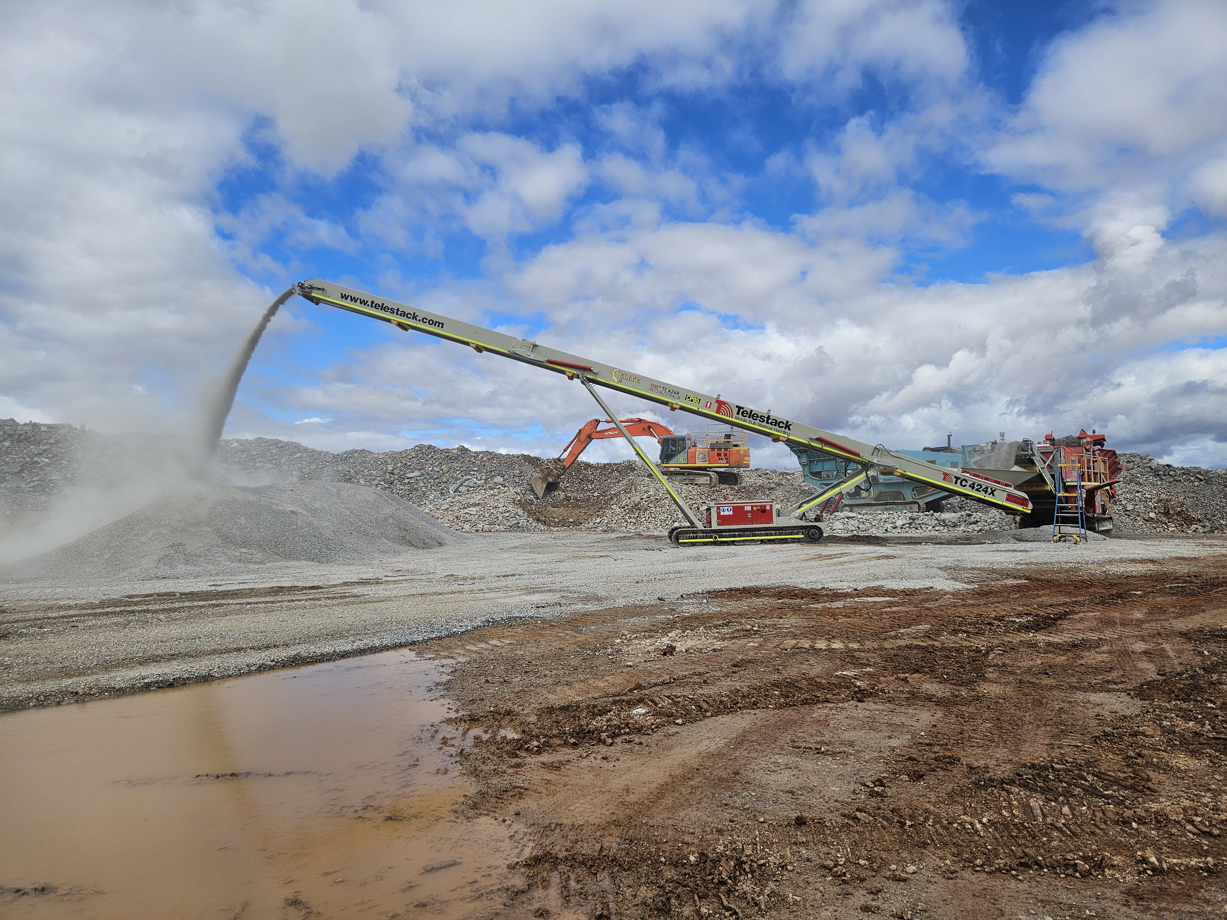 Telestack TC424X 24-metre tracked radial stacker conveyor available for hire in WA