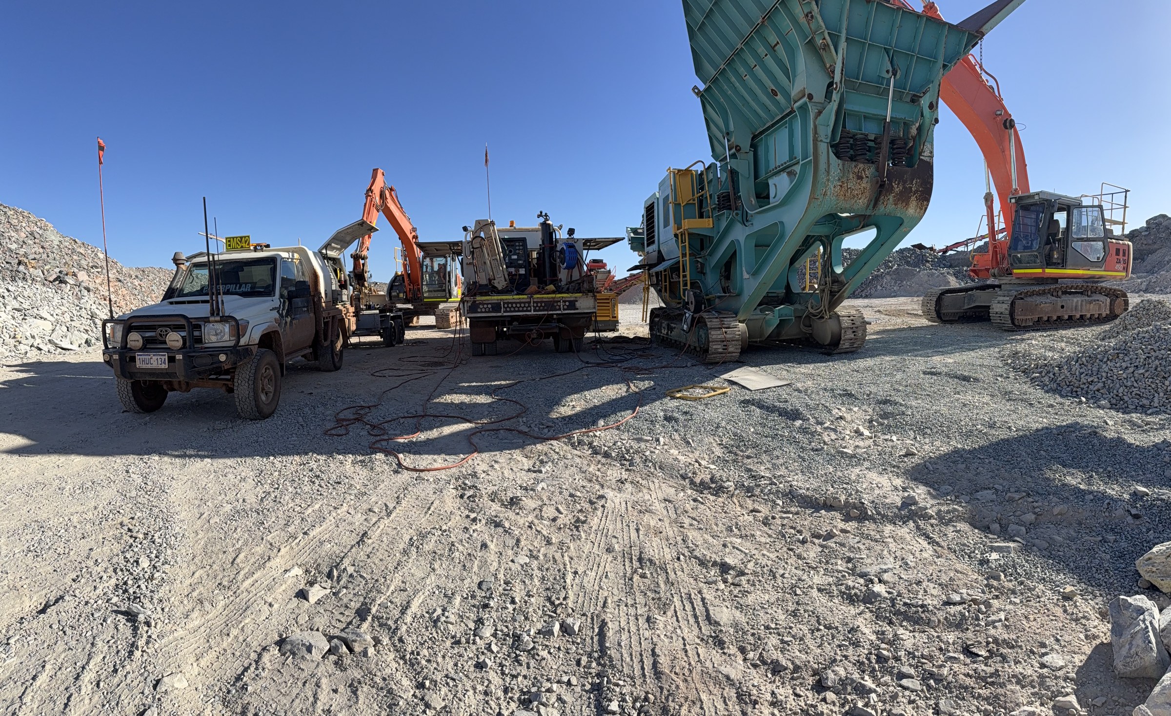 Mobile crushing plant processing scats material at a Marvel Loch gold operation
