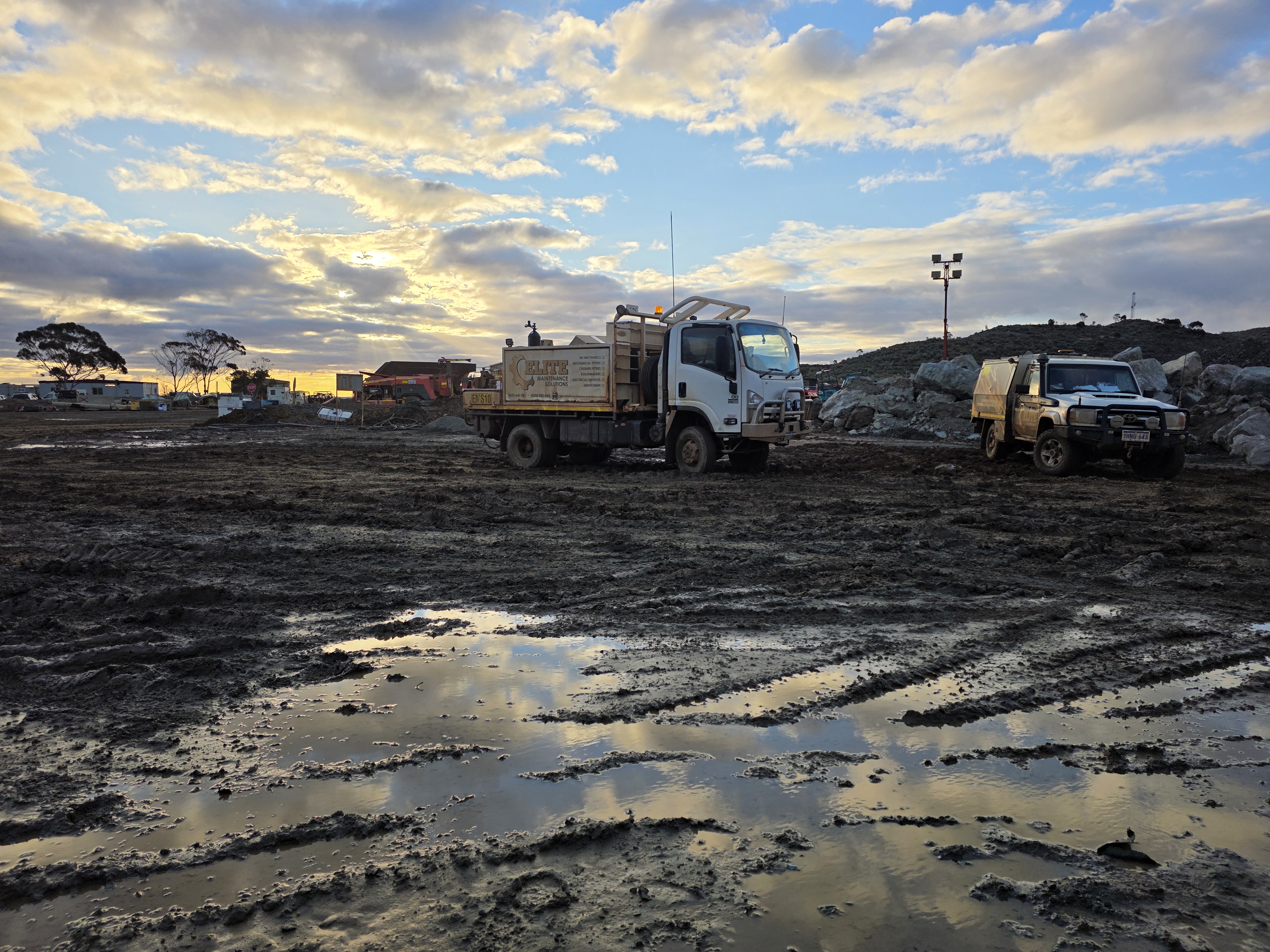 Terex Finlay crusher at pink sunrise — Southern Cross aggregate program