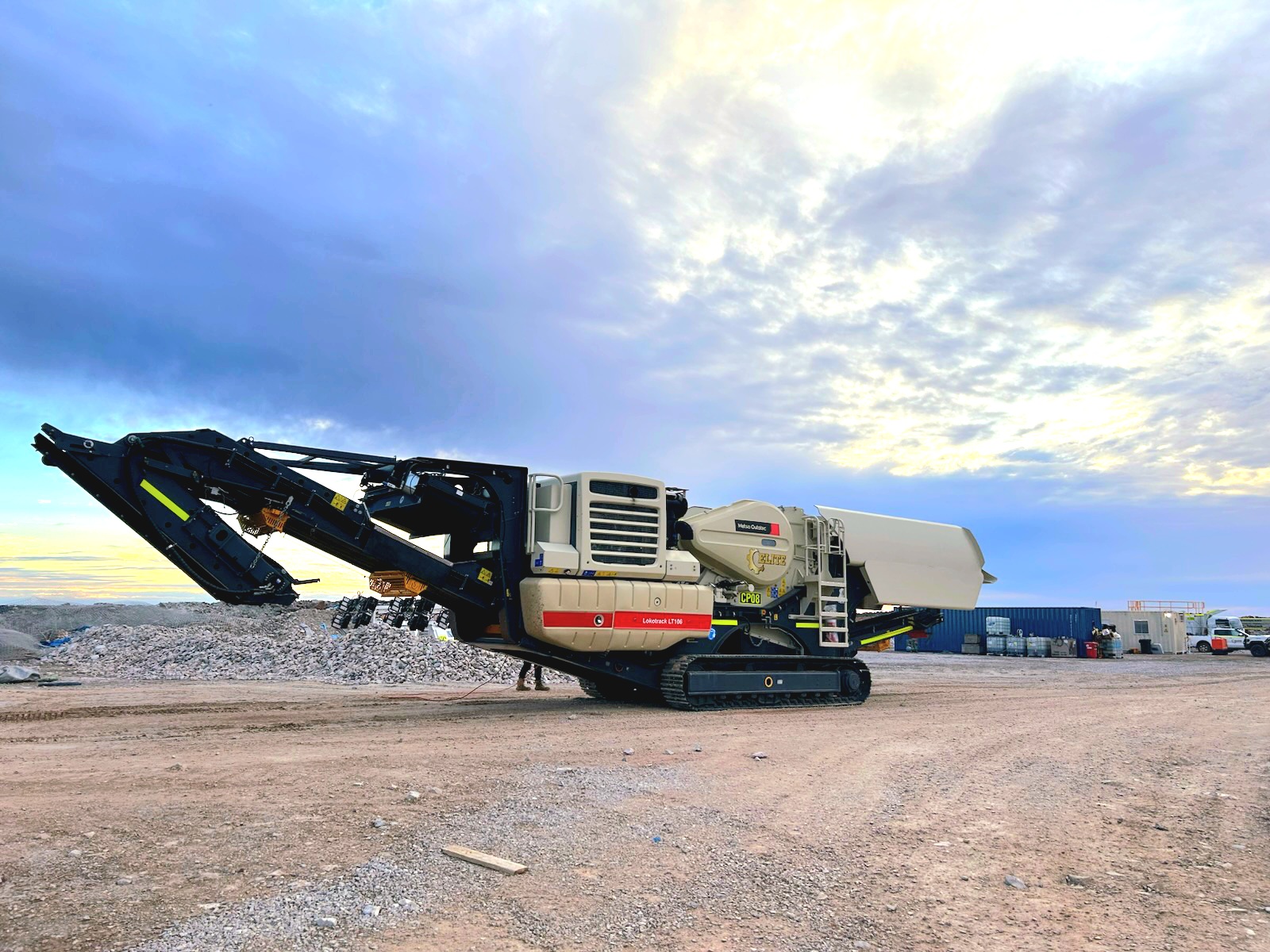 Metso LT120 mobile jaw crusher under cloudy WA skies — Marvel Loch scats crushing
